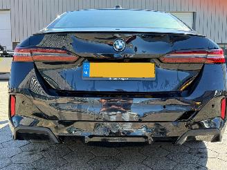 BMW 5-serie 530e picture 8