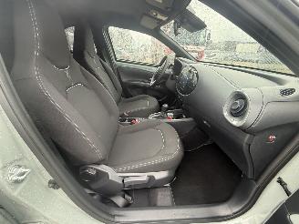 Toyota Aygo X Hybrid 115 pulse picture 10