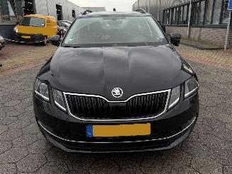 Skoda Octavia Combi 1.6 TDI Greentech Ambition picture 2