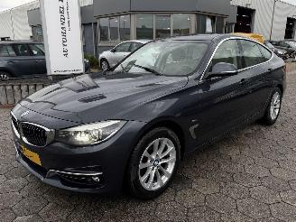 Vaurioauto  passenger cars BMW 3-serie GT NAP Gran Turismo 320i High Executive 2017/9