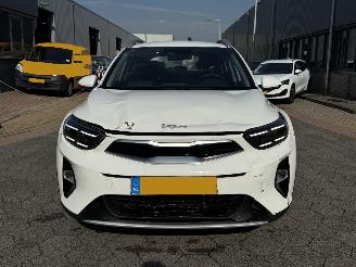 Kia Stonic 1.0 T-GDi MHEV DynamicLine picture 2