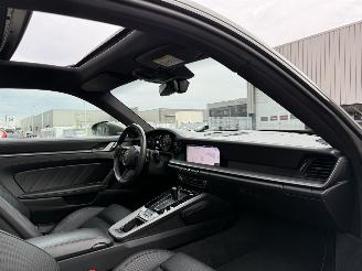 Porsche 911 Carrera 4 Coupe 992-1 picture 20
