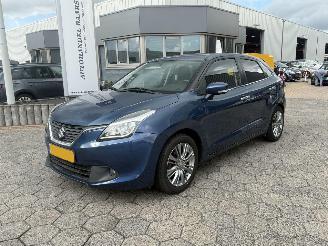 Voiture accidenté Suzuki Baleno 1.2 Smart Hybrid High Executive 2019/1