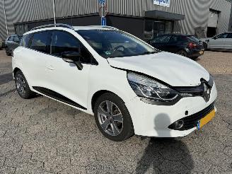 Renault Clio Estate 0.9 TCe Night&Day picture 3