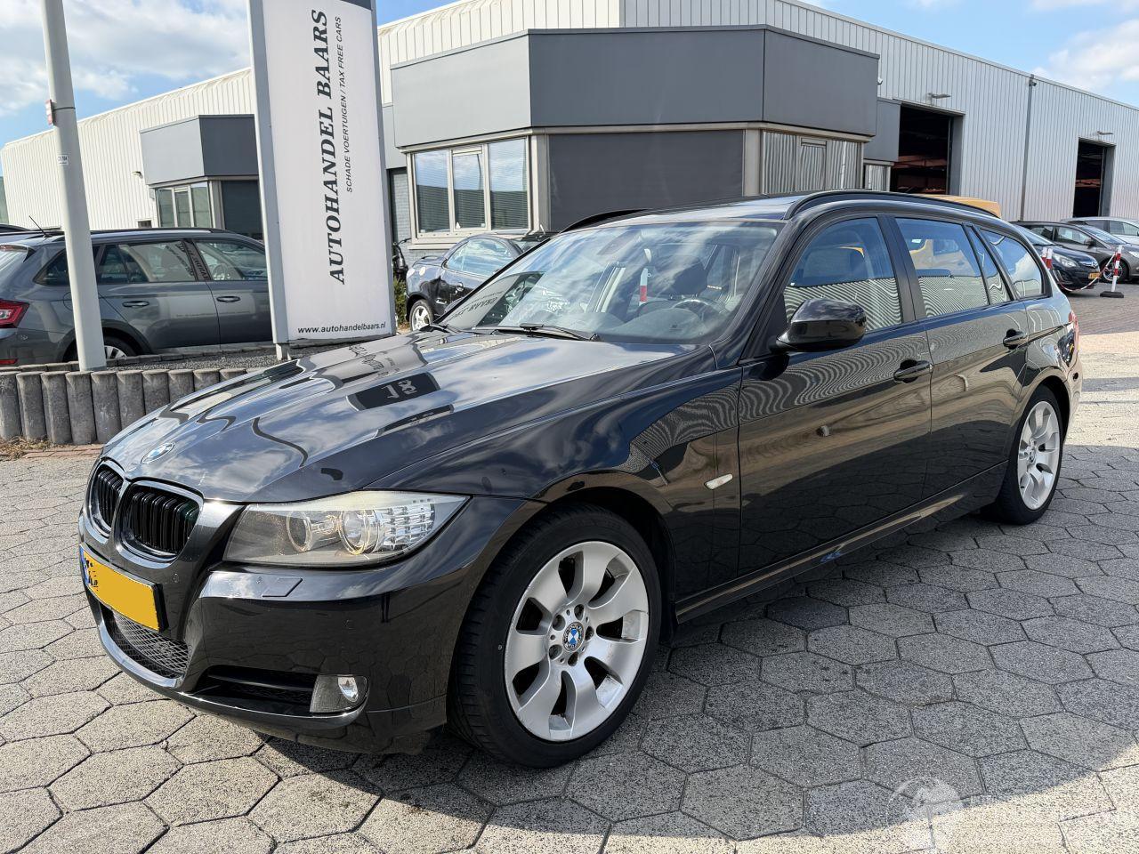 BMW 3-serie Touring 318i Business Line