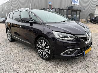 Renault Scenic 1.3 TCe Initiale Paris picture 3