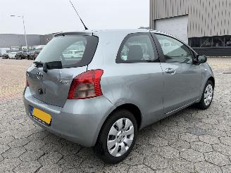 Toyota Yaris 1.0 VVTi Sol picture 4