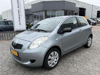 Unfallwagen Toyota Yaris 1.0 VVTi Sol 2006/4