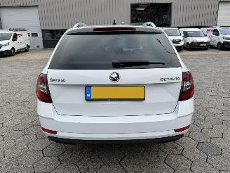 Skoda Octavia Combi 1.0 TSI Greentech Style Business picture 5