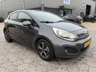 Kia Rio 1.2 CVVT Super Pack picture 3