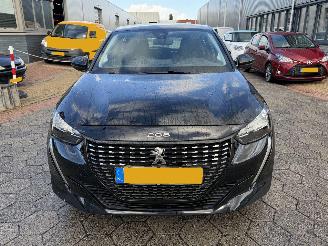 Peugeot 208 1.2 PureTech Active picture 2