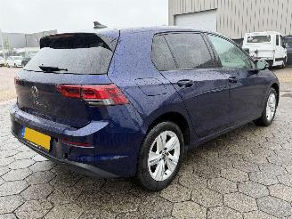 Volkswagen Golf 1.0 TSI Life picture 4