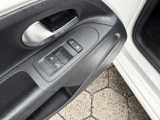Volkswagen Up! 1.0 move up! BlueMotion picture 13
