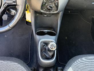 Toyota Aygo 1.0 VVT-i x-play picture 21