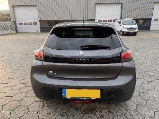 Peugeot 208 1.2 PureTech Style picture 6