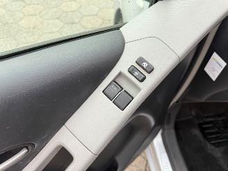 Toyota Yaris 1.3 VVTi Sol picture 13