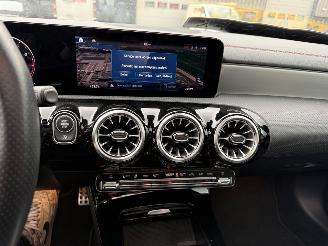 Mercedes Cla-klasse Automaat Panoramadak 180 AMG Line picture 18