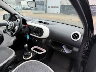 Renault Twingo 1.0 SCe Collection picture 12