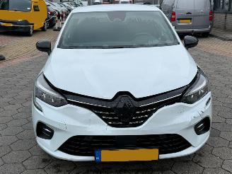 Renault Clio 1.0 TCe 90 Techno picture 2