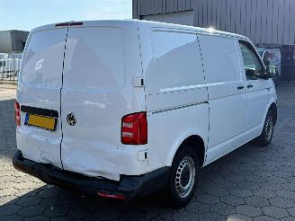 Volkswagen Transporter 2.0 TDI L1H1 Economy picture 4
