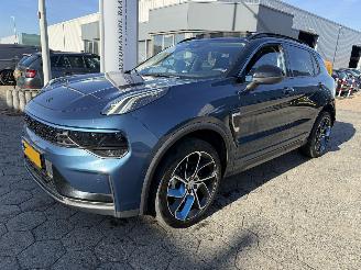 krockskadad bil auto Lynk & Co 01 1.5 Panoramadak Automaat 2023/1