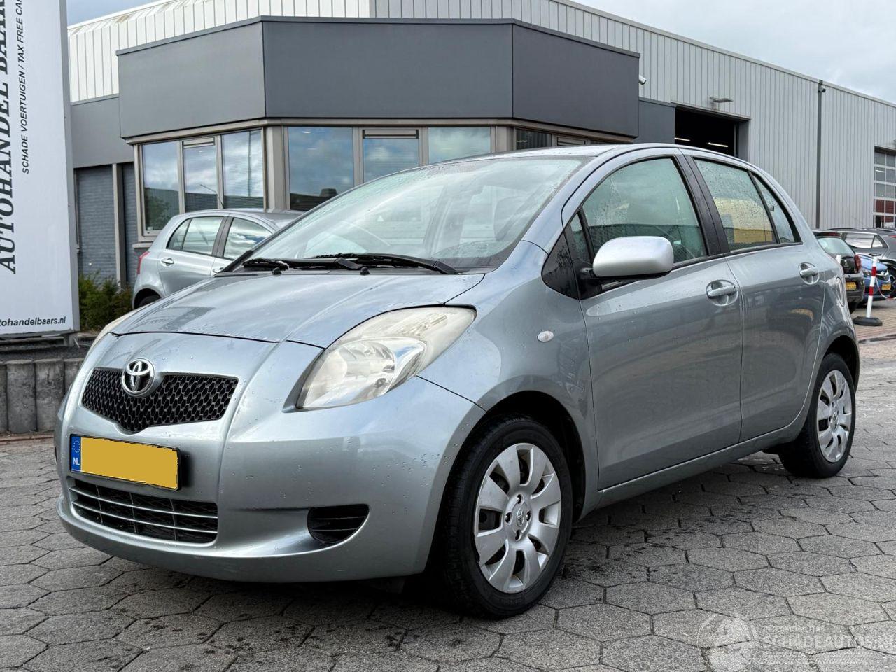Toyota Yaris 1.3 VVTi Sol