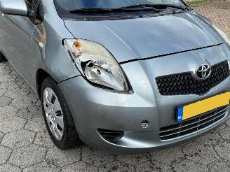 Toyota Yaris 1.3 VVTi Sol picture 11