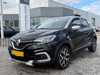 skadebil auto Renault Captur 1.0 TCe Intens 2017/12