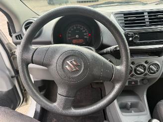 Suzuki Alto 1.0 Comfort picture 15