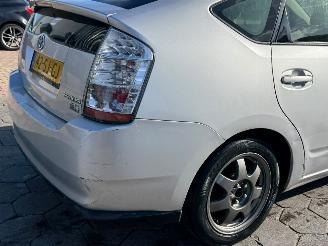 Toyota Prius 1.5 VVT-i picture 10