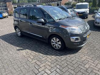 krockskadad bil auto Citroën C3 picasso 1.6 EXCULIEVE EDITION.  PANODAK !! 2014/9