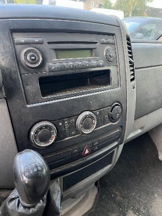 Volkswagen Crafter 2.5 TDI LANG HOOG. AIRCO. AD BLUE !! picture 6