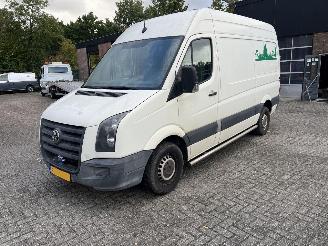 Volkswagen Crafter 2.5 TDI LANG HOOG. AIRCO. AD BLUE !! picture 2