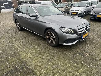 damaged passenger cars Mercedes E-klasse 220 d Ambition Estate automaat. amg. 2017/9
