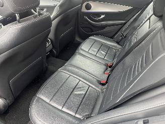 Vaurioauto  passenger cars Mercedes E-klasse E-klasse 220 d Ambition Estate automaat  Amg 2017/9