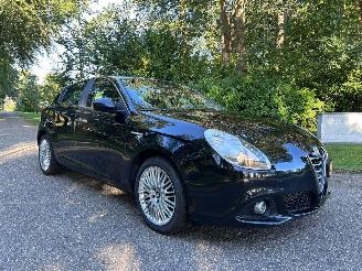 Alfa Romeo Giulietta 1.6 JTDM Excusive. picture 4