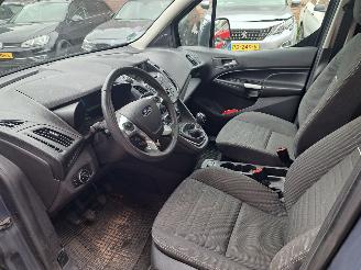 Ford Tourneo Connect 1.0i 5 persoons picture 3