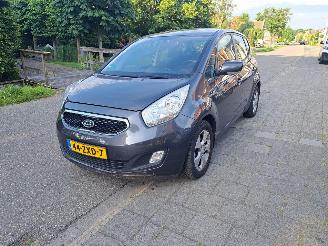 Damaged car Kia Venga 1.6 cvvt X-tra automaat 2012/7