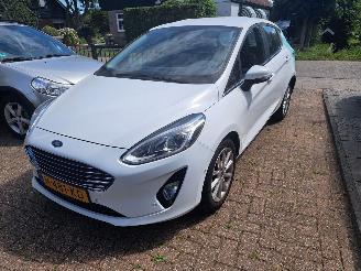 Damaged car Ford Fiesta 1.0i Titanium 2020/2