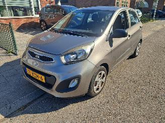Kia Picanto 1.0 i picture 1
