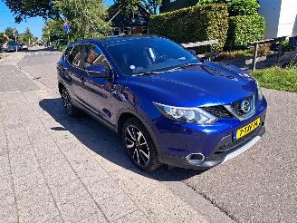 Vaurioauto  passenger cars Nissan Qashqai 1.2 connect edition {hagelschade} 2014/6