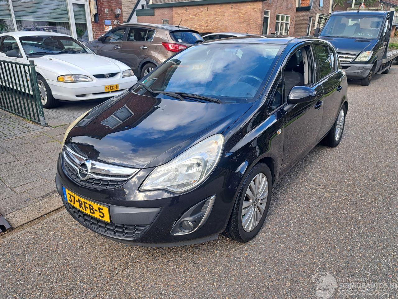 Opel Corsa 1.4 16v edition