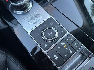 Land Rover Discovery Sport 3.0 TD6 FIRST EDITION (GRIJS KENTEKEN) PANO picture 22