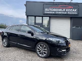 Auto incidentate Renault Mégane Estate 1.2 TCe Bose NAVI AIRCO CRUISE 2014/4
