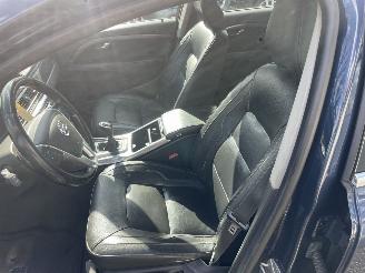 Volvo V-70 2.0 D4 Momentum AIRCO LEDER picture 11