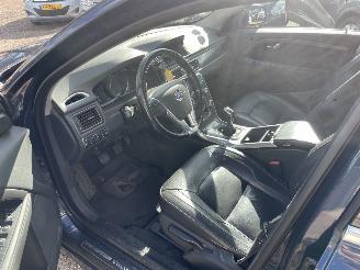 Volvo V-70 2.0 D4 Momentum AIRCO LEDER picture 9