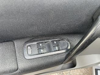 Renault Grand-scenic 2.0-16V Tech Line AIRCO AUTOMAAT 7-person picture 13