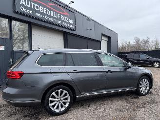 Volkswagen Passat 1.6 TDI Highline Airco NAVI Cruise PDC picture 5