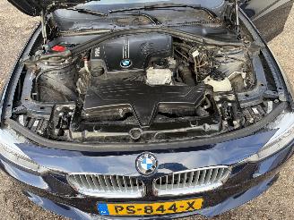 BMW 3-serie 320i xDrive High Executive 4x4 automaat picture 9