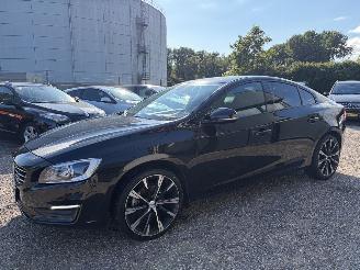 Volvo S-60 2.0 D2 Polar+ Dynamic Leder AUTOMAAT picture 2